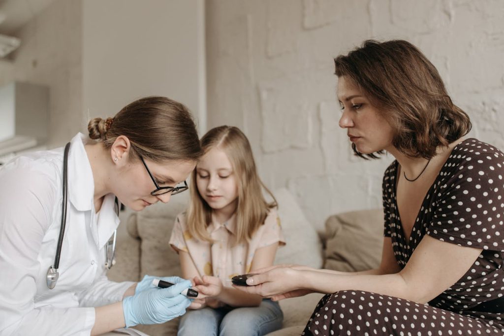 Episódios de hipoglicemia podem ocorrer quando não um equilíbrio entre alimentação, medicação e atividade física